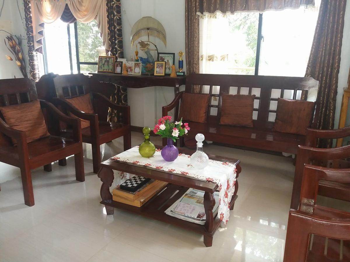 Villa Feliza Loboc Esterno foto